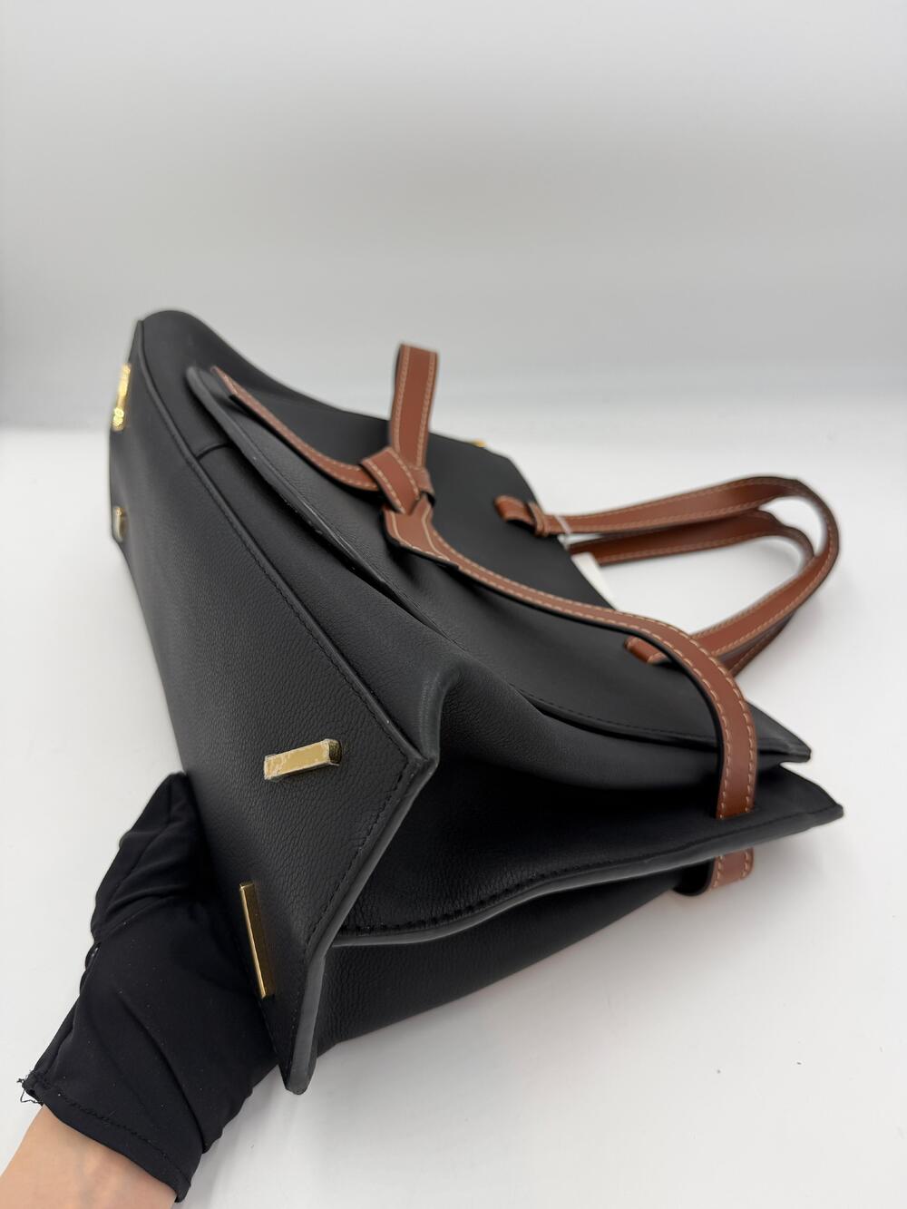 Loewe Gate Top Handle 2Way - Picture 2 of 14